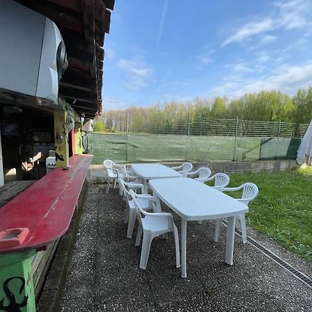 Musicians Mansion Loft Lägenhet Fino Mornasco Exteriör bild